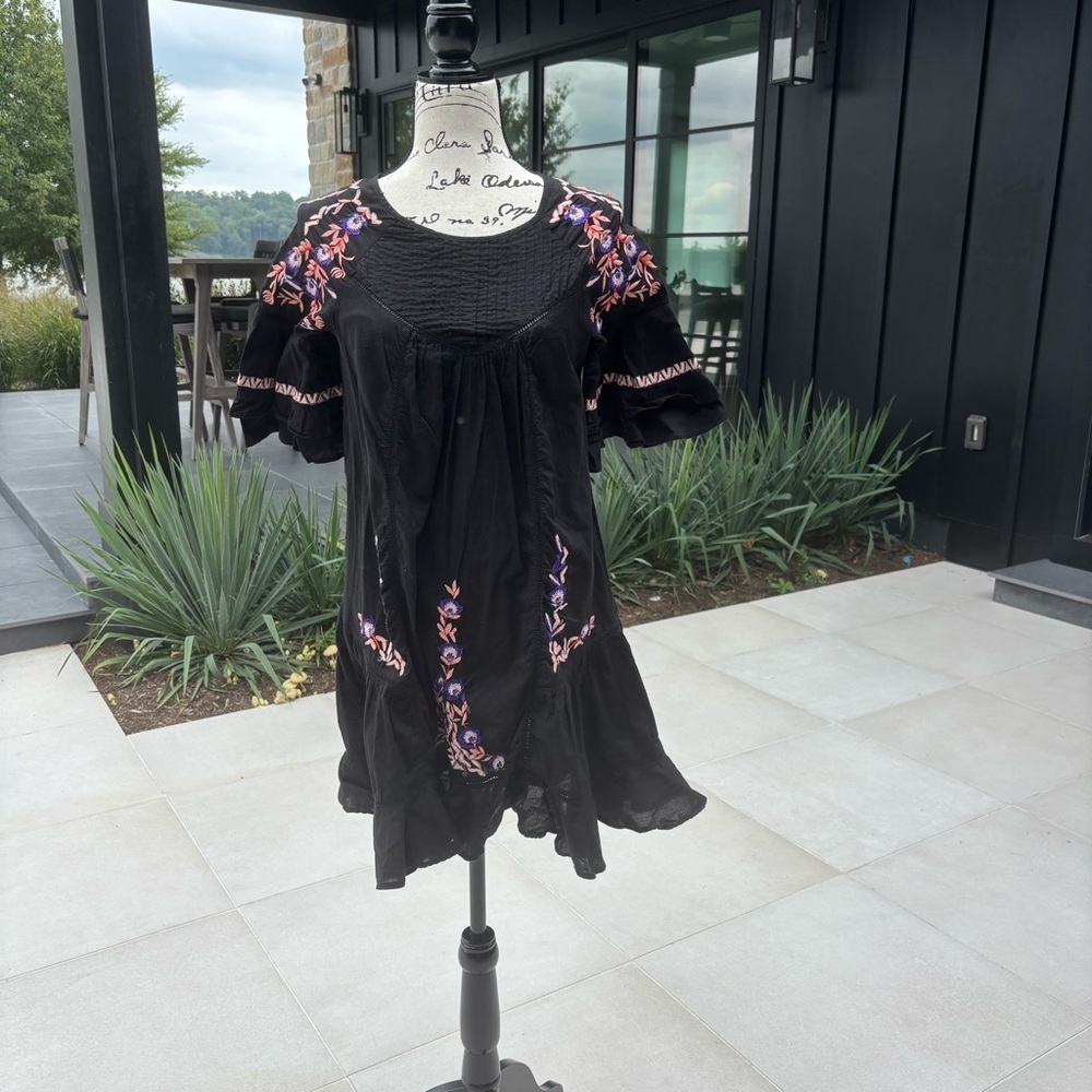 🌸 free people Boho Floral Embroidered Tunic Dress – XS 🌸